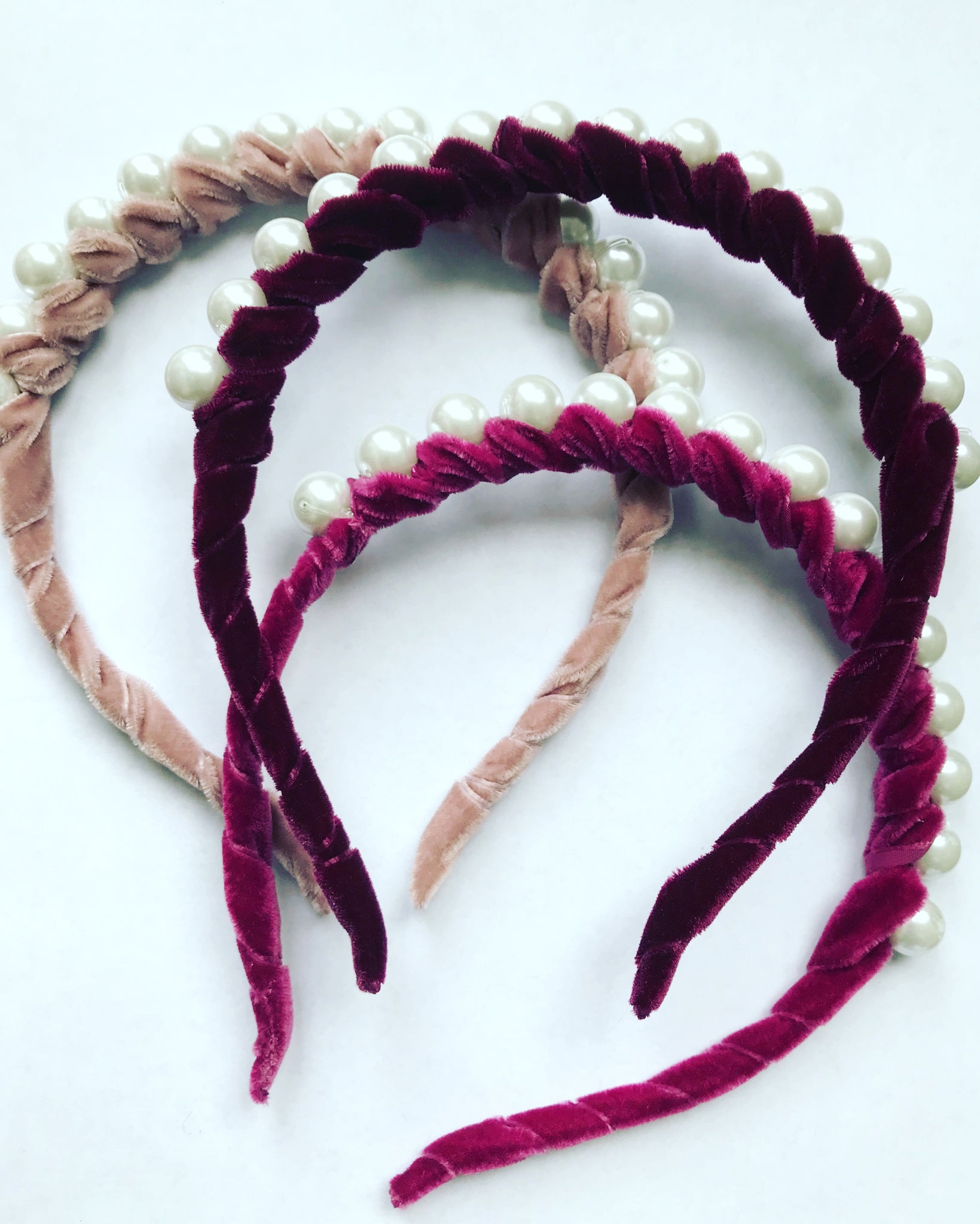 Velvet Pearls Crown