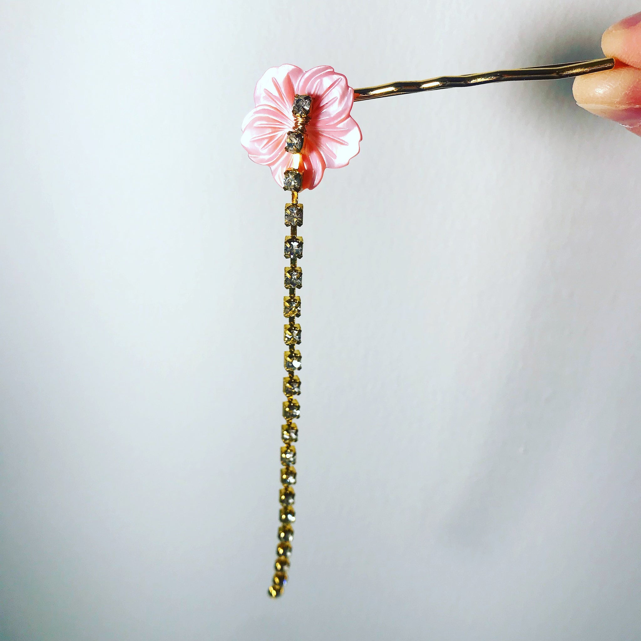Shell Flower Crystal Hair Pin