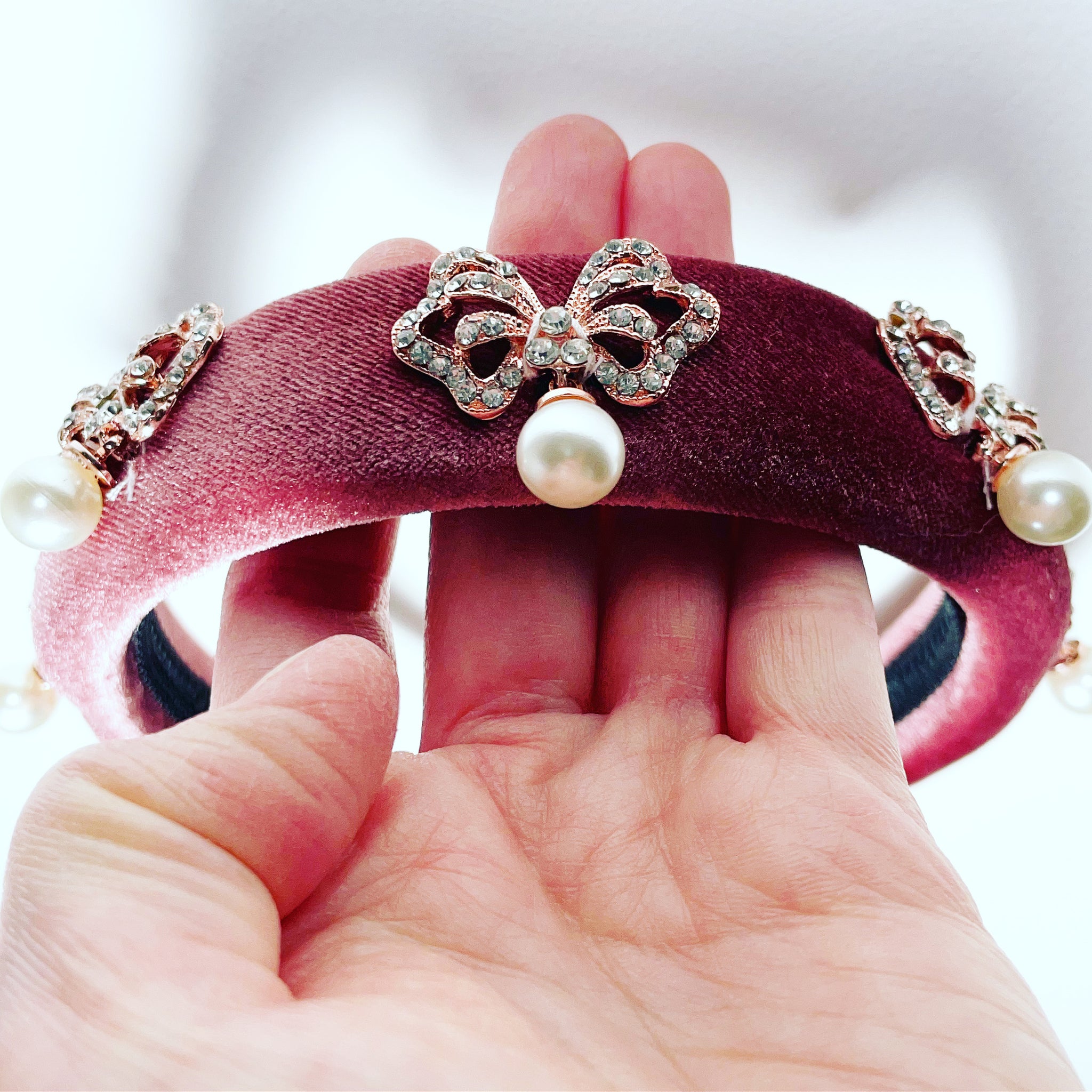 Crystal Bow Hanging Pearl Velvet Padded Headband