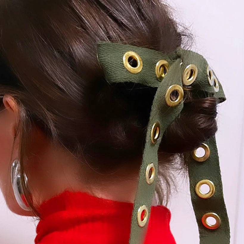 Grommet Bow Barrette